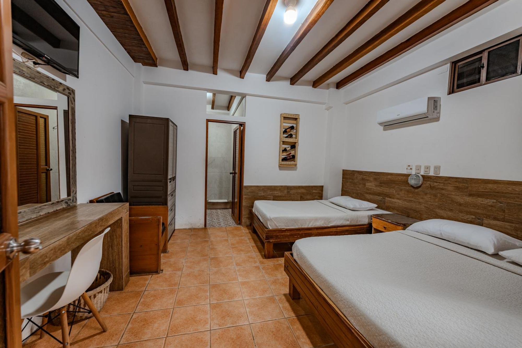Hotel Nantu Hosteria Puerto Lopez Exterior photo